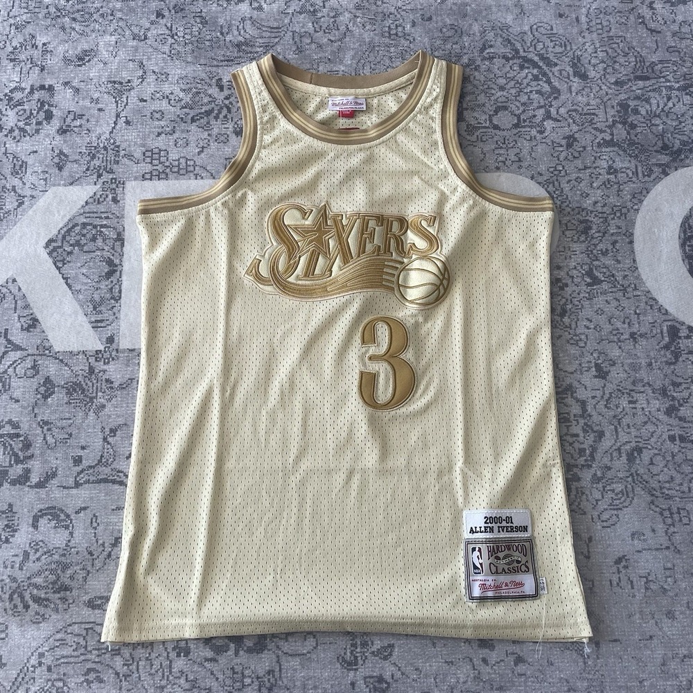 Mitchell & Ness Allen Iverson #3 Philadelphia 76ers Jersey Men's S Beige Gold